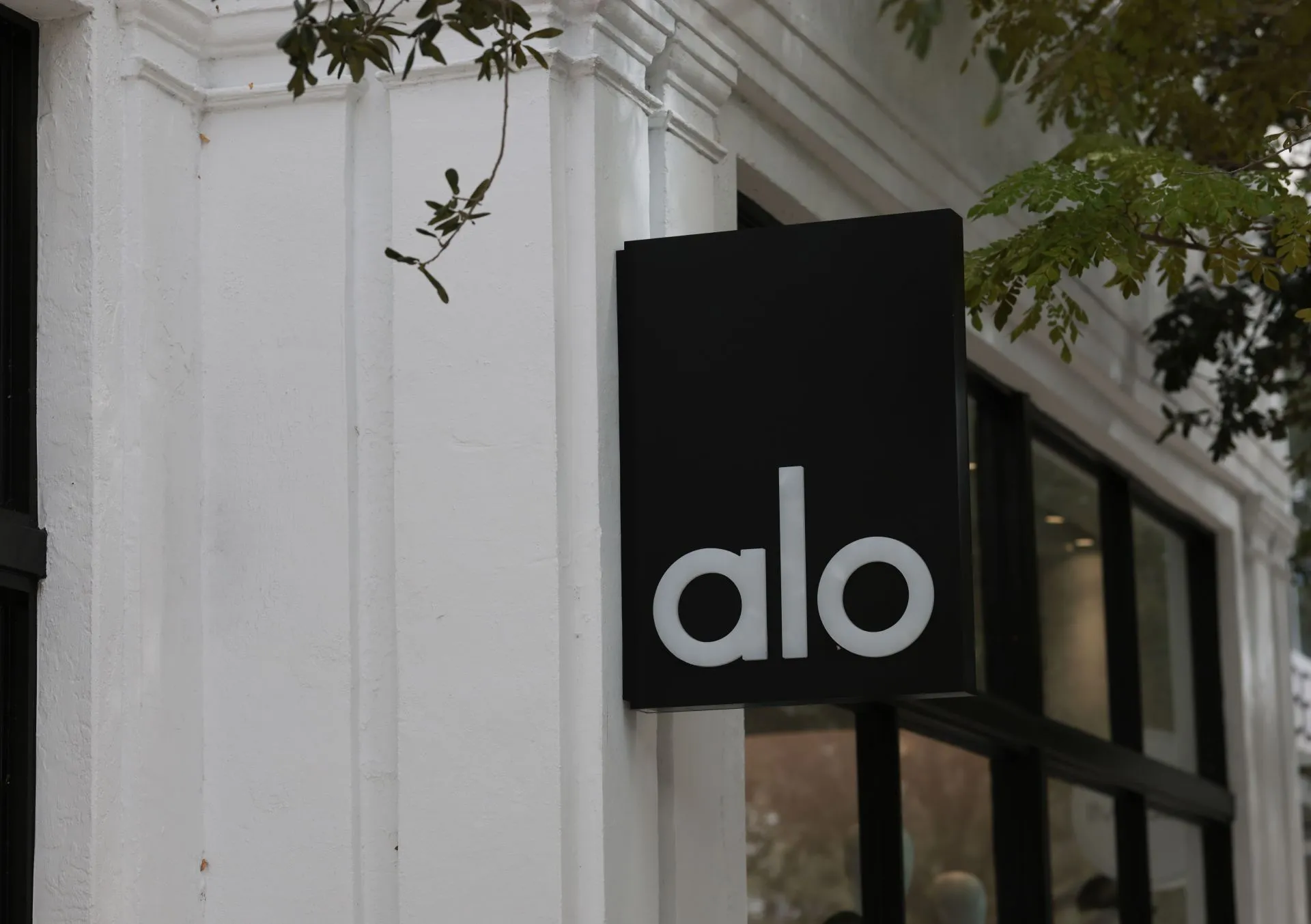 Alo Yoga
